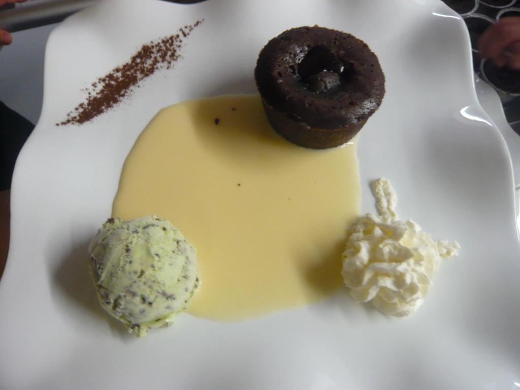 Hotel Restaurant La Grenouillere ヴィトレ エクステリア 写真