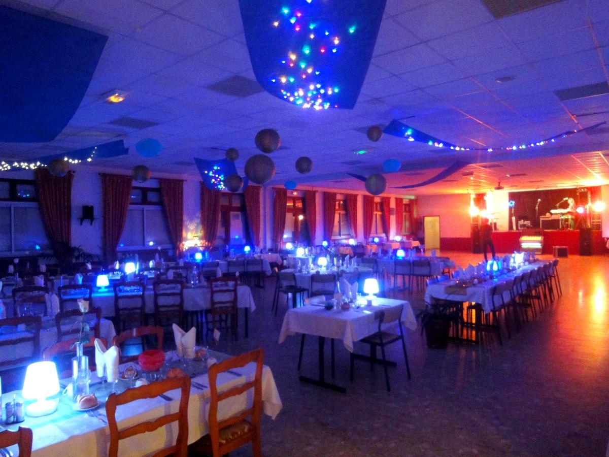 Hotel Restaurant La Grenouillere ヴィトレ エクステリア 写真