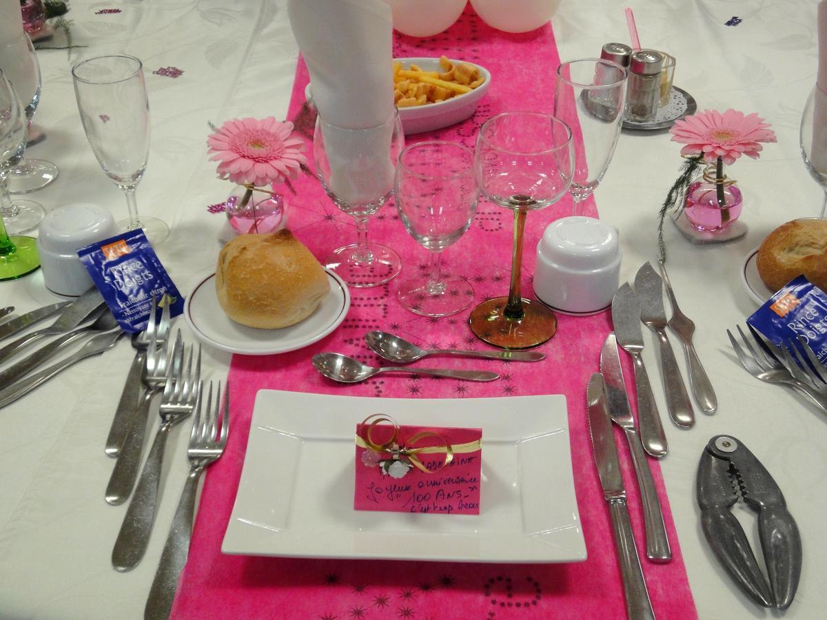 Hotel Restaurant La Grenouillere ヴィトレ エクステリア 写真